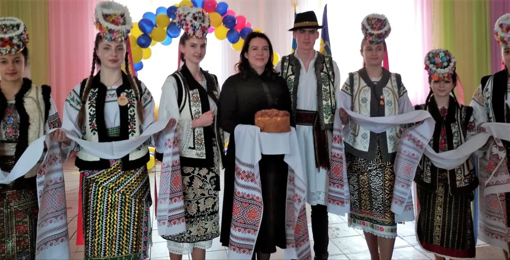 O localitate nord-bucovineană a serbat 551 de ani de la prima atestare documentară