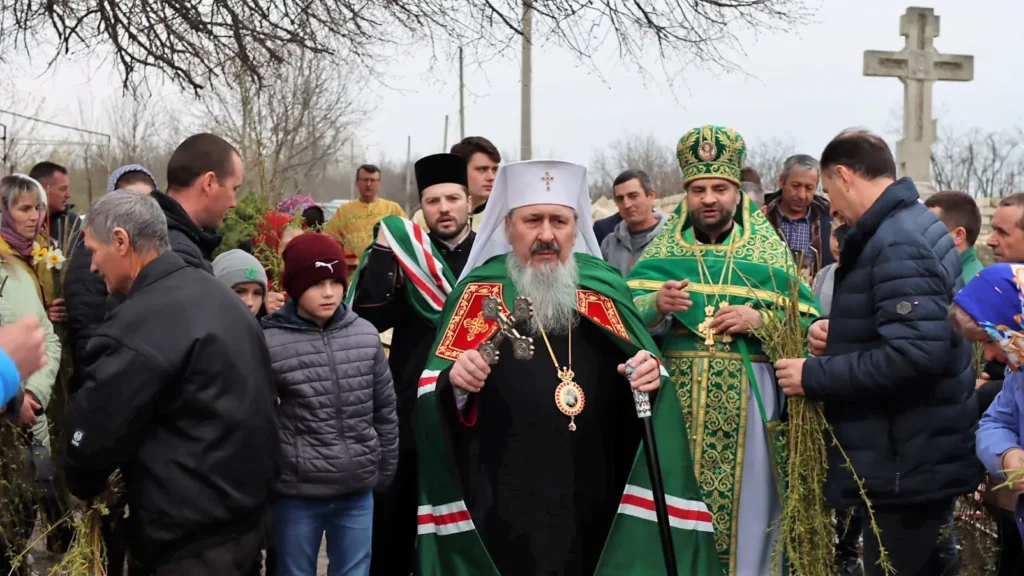 Mitropolitul Basarabiei a serbat Floriile la Mănăstirea Cornești