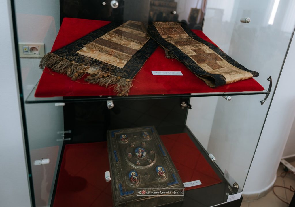 Obiecte care i-au aparţinut Sf. Pahomie de la Gledin pot fi văzute la un muzeu din Bacău