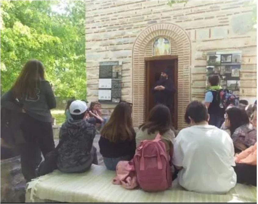 Πόλος έλξης για μαθητές το Βυζαντινό εκκλησάκι του Αγ. Νικολάου στα Κανάλια Μαγνησίας