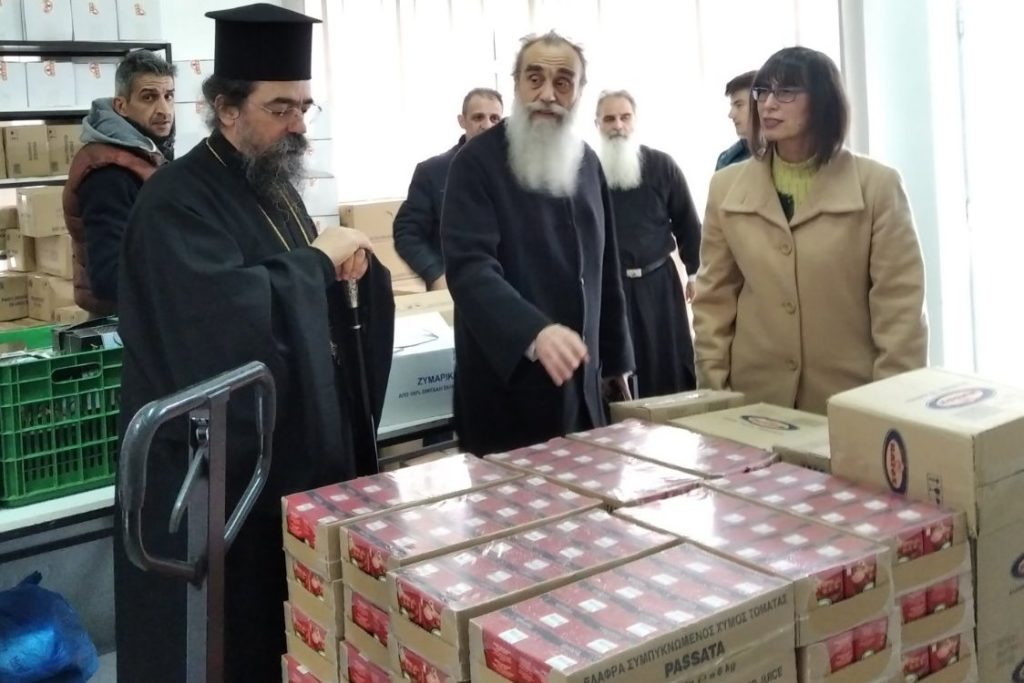 Δέματα Αγάπης από την Μητρόπολη Καστορίας