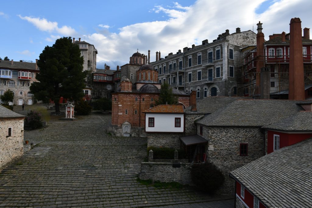 «24 Ώρες» στο ‘Αγιον Όρος – B’ Μέρος του οδοιπορικού στην Ι.Μ.Μ. Βατοπαιδίου