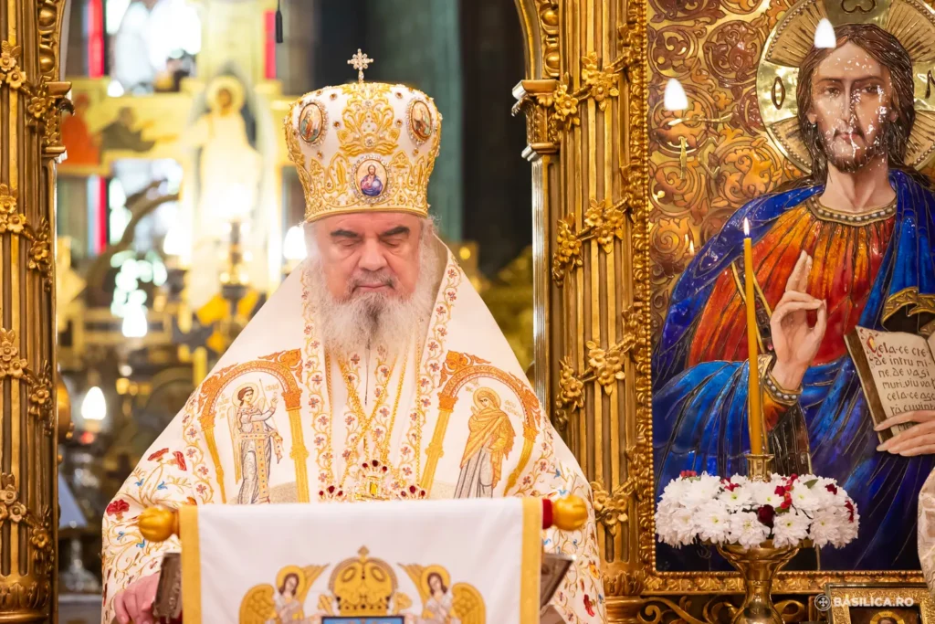 Evanghelia în mai multe limbi la a Doua Înviere: Domnul transmite popoarelor taina iertării, spune Patriarhul Daniel