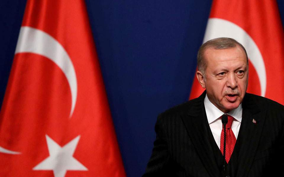 Τουρκία: Ο Ερντογάν βράβευσε τον πρέσβη της Ελλάδας και την ΕΜΑΚ-ΕΚΑΒ