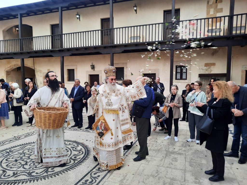 Κισάμου Αμφιλόχιος: Καλούμαστε όλοι μας να γίνουμε κήρυκες της Αναστάσεως 