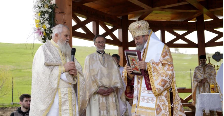 Este foarte important să luăm de la Sfântul Gheorghe modelul de biruință, spune IPS Laurențiu