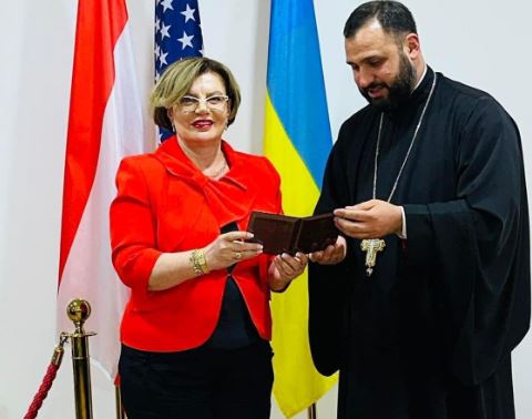 წმიდა ანდრია პირველწოდებული სახელობის გიმნაზიის აღმასრულებელი დირექტორი, დეკანოზი პავლე (ცერცვაძე) მიწვეულ იქნა დავით აღმაშენებლის