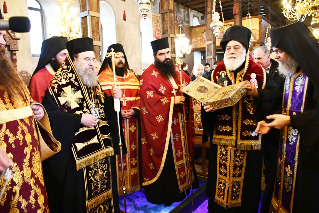 Το Τίμιο Ξύλο στην Αρναία (ΦΩΤΟ+ΒΙΝΤΕΟ)