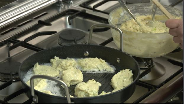 Συνταγή για πατατοκροκέτες στο πρόγραμμα της Pemptousia TV