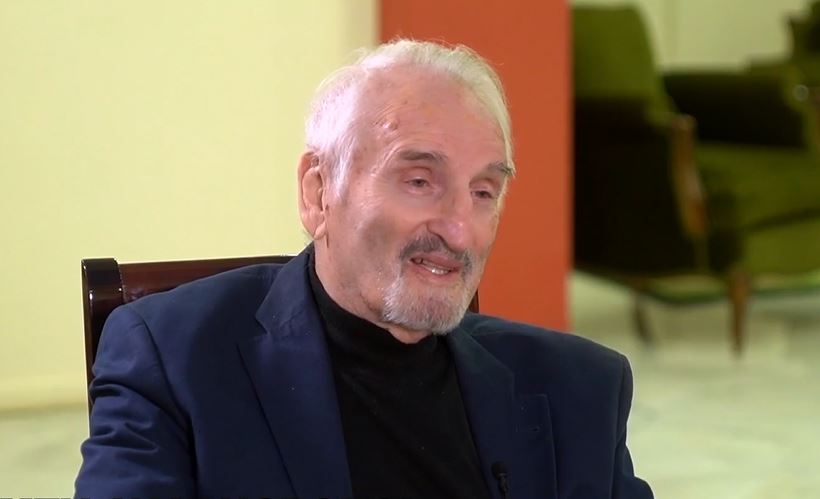 “Σημεία και άνθρωποι”: Καλεσμένος σήμερα ο Νικήτας Τσακίρογλου