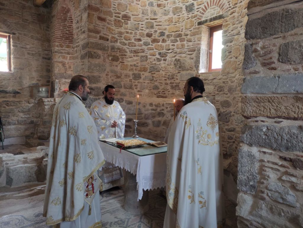 Χίος: Συλλείτουργο στην Παλαιοχριστιανική Βασιλική του Αγίου Ισιδώρου