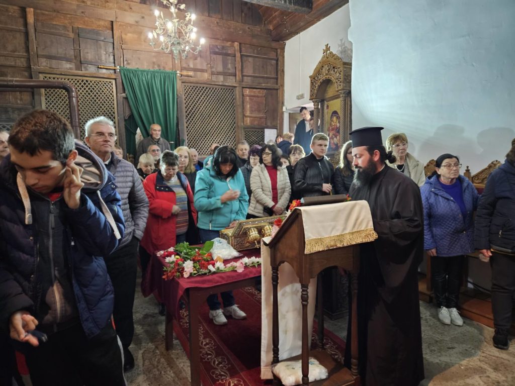 Десницата на св.Георги беше тържествено посрещната в гр.Брезник