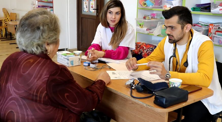 130 άτομα επωφελήθηκαν από δωρεάν ιατρικές εξετάσεις στην Πράχοβα