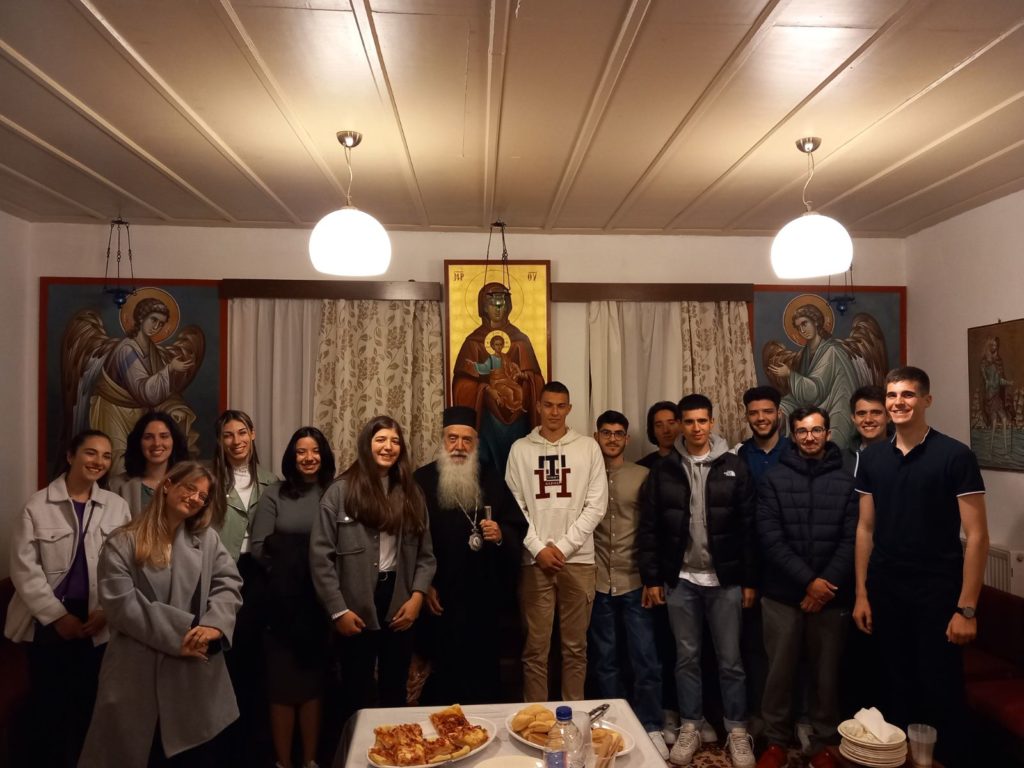Ο Μητροπολίτης Σάμου συναντήθηκε με φοιτητές και σπουδαστές στην Ιερά Μονή Αγίας Ζώνης Βλαμαρής