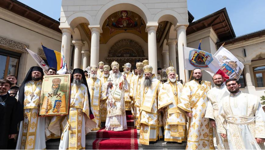 Ρουμανία: Η επίσημη τελετή αγιοκατάταξης του νέου Αγίου Νεοφύτου του Κρητός