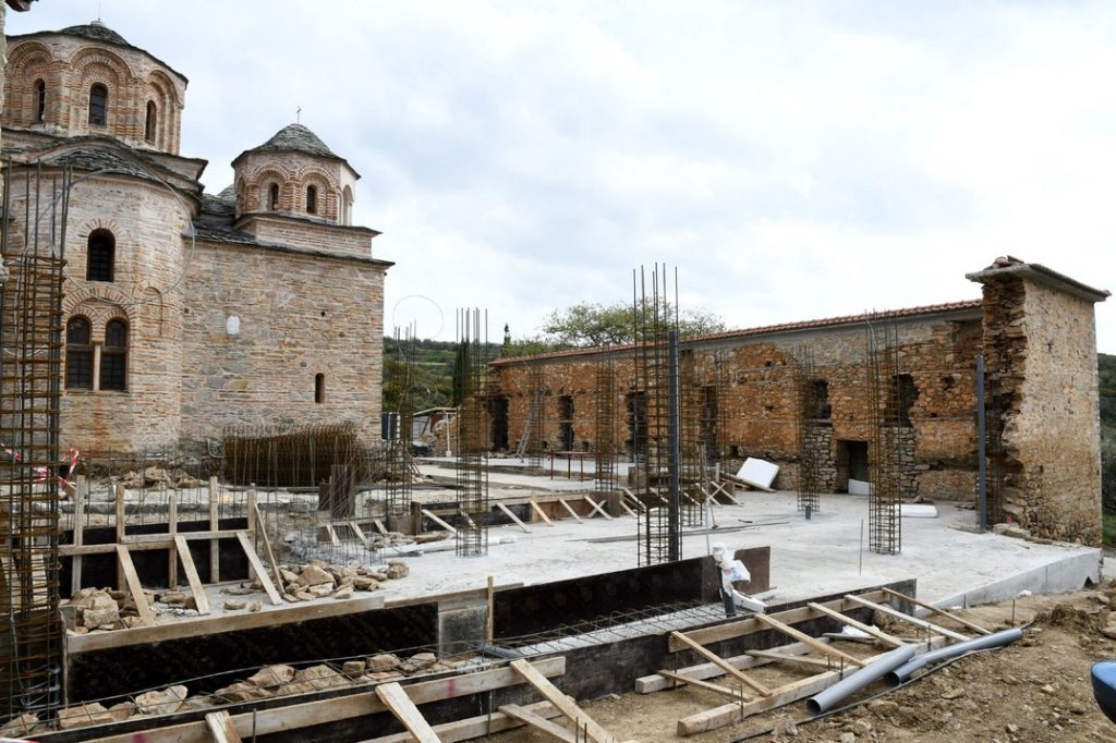 Θεμελίωση νέας πτέρυγας στην Ιερά Μονή Αγίου Παντελεήμονος Αγιάς