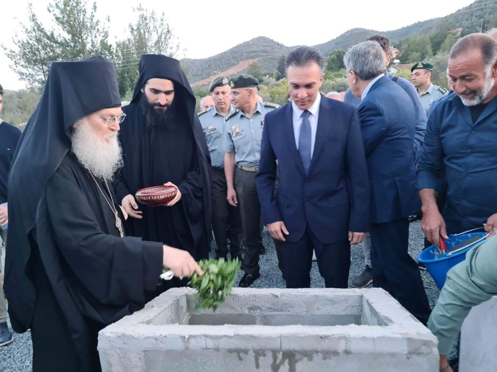 Κύπρος-Φωτορεπορτάζ: Μνημείο για τους αγνοούμενους Περιστερωνοπηγιώτες