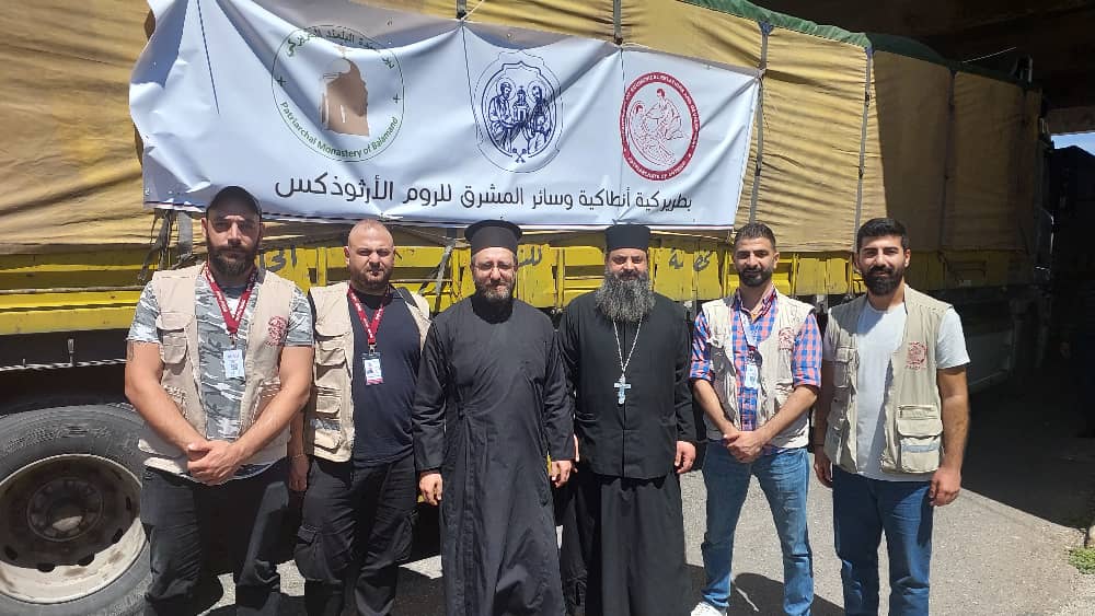 إنطلاق ثلاث شاحنات مساعدات من دير سيّدة البلمند