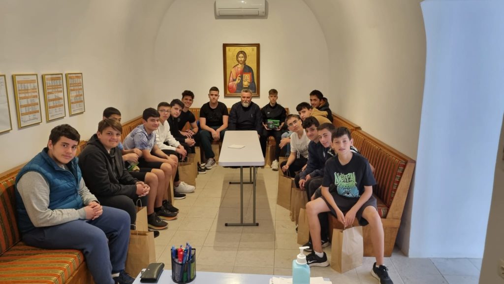 Η τελευταία για φέτος συνάντηση με τα παιδιά του Γυμνασίου και Λυκείου Ύδρας