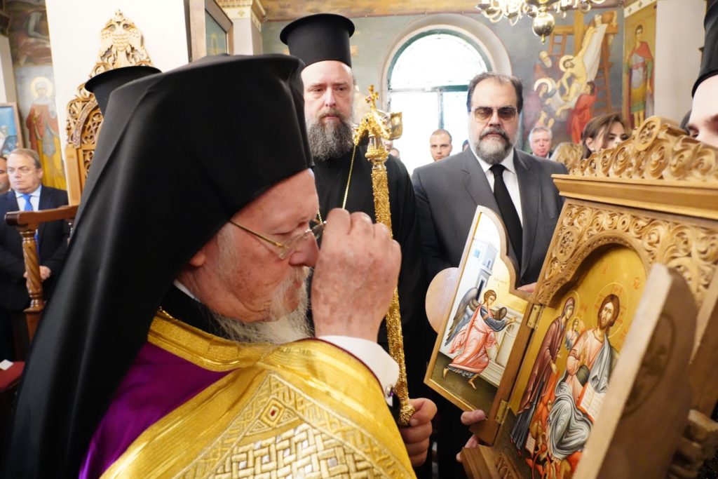 Ο Οικουμενικός Πατριάρχης στον Ι.Ν. Αγίου Νικολάου Πτωχοκομείου – Συμπροσευχόμενος ο Αρχιεπίσκοπος Ιερώνυμος