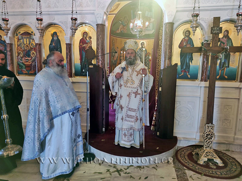 Ο Μητροπολίτης Μάξιμος στον Άγιο Παΐσιο Ιωαννίνων