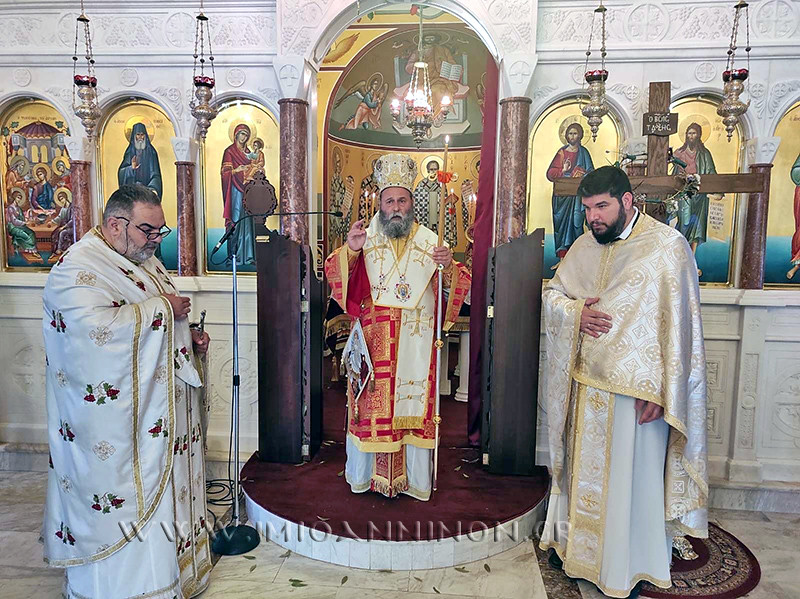 Ο Μητροπολίτης Μάξιμος στον Ιερό Ναό του Οσίου Παϊσίου του Αγιορείτη Ιωαννίνων