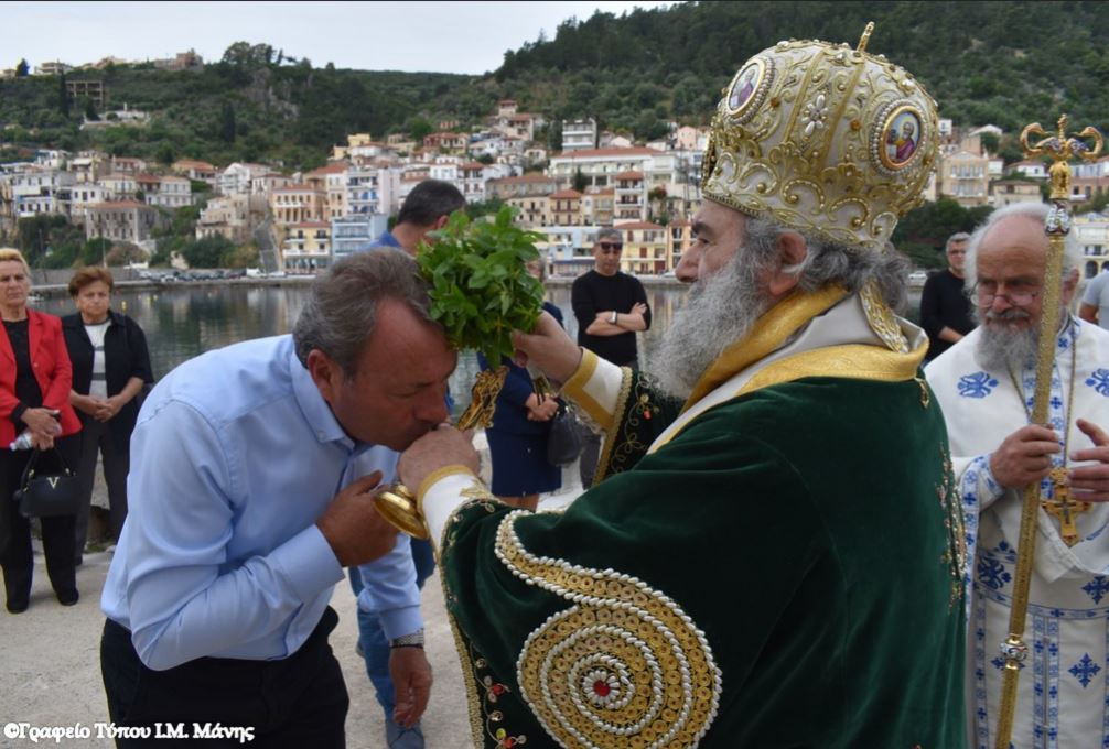 Θεία Λειτουργία και προσευχή για τους οδηγούς από τον Μητροπολίτη Μάνης