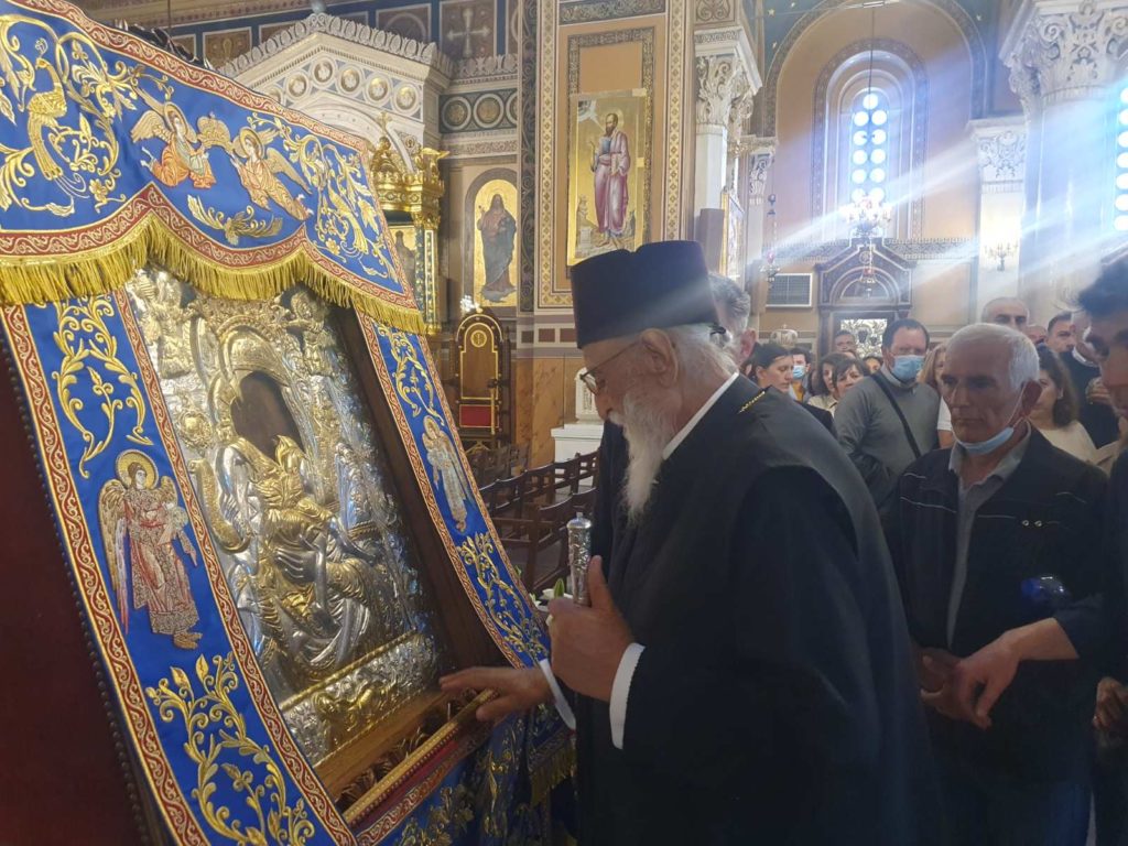 Προσκύνημα του Μητροπολίτη Μαντινείας στο «Άξιον Εστί»