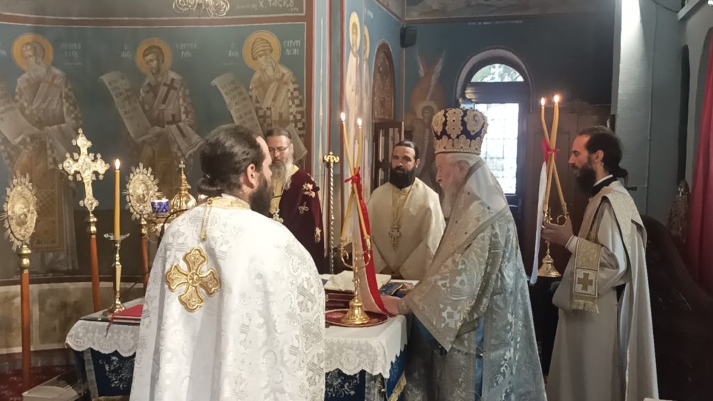 Η εορτή των Αγίων Κωνσταντίνου και Ελένης στην Ιερά Μητρόπολη Καρυστίας και Σκύρου