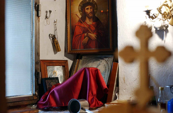 Αρκίτσα: Έκλεψαν από ναό 4 επίχρυσους σταυρούς και το Άγιο Μύρο