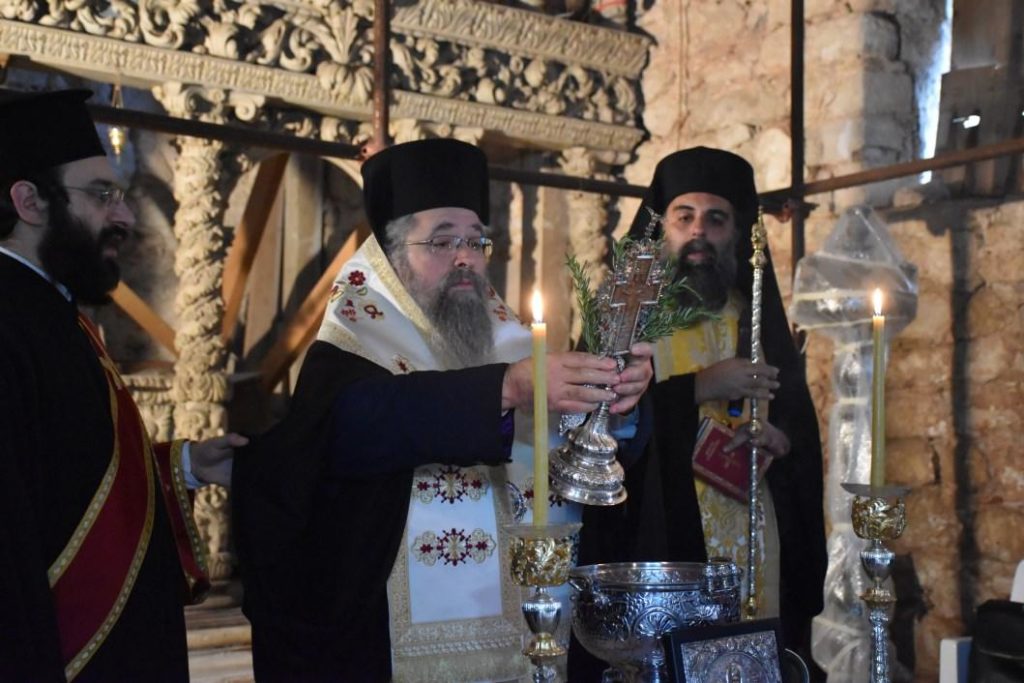 Λευκάδα: Αγιασμός στον υπό αναστήλωση ναό του Αγίου Σπυρίδωνα παρουσία της Μενδώνη (ΦΩΤΟ/ΒΙΝΤΕΟ)