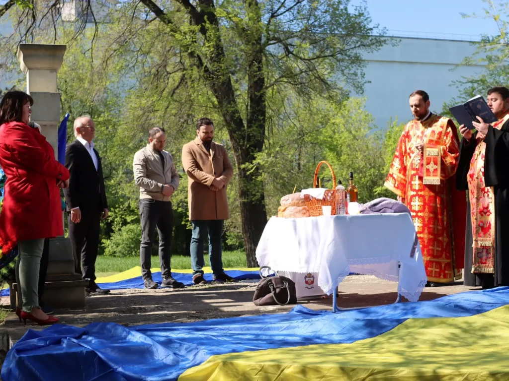 Eroii neamului au fost pomeniți la cimitirul din Chișinău