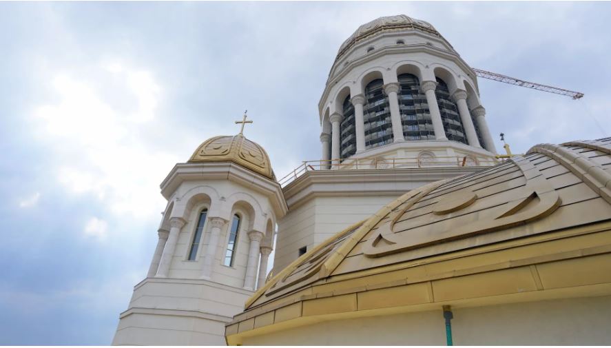 Catedrala Naţională: Se pregătește turla mare pentru pictare