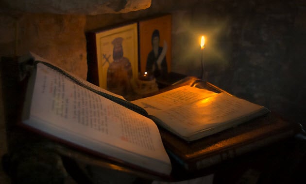 Όταν αδυνατίσει η προσευχή, τότε…