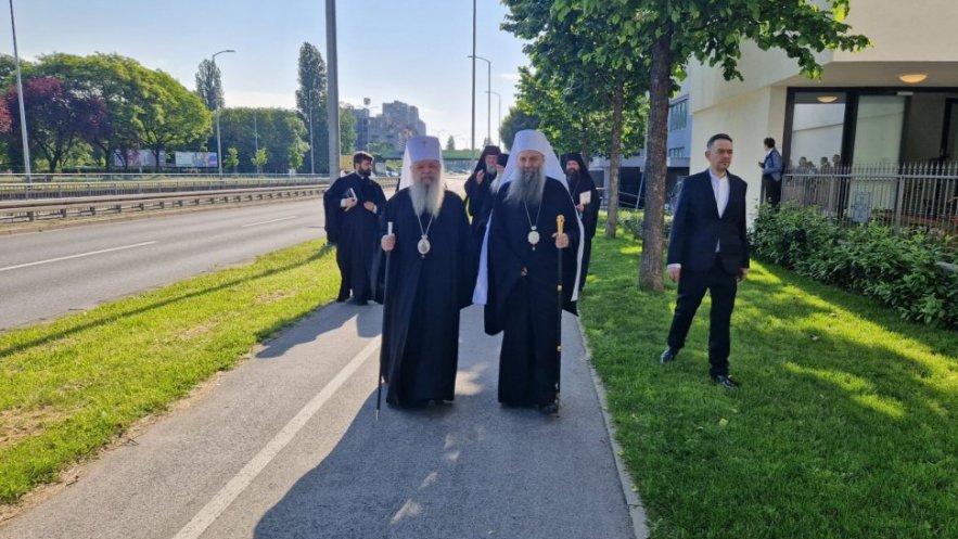 Σερβική Εκκλησία: Αποφάσισε την απαλλαγή των Ιεραρχών της αυτόνομης Μητρόπολης Σκοπίων και την υπαγωγή τους στην Αρχιεπισκοπή Αχρίδος