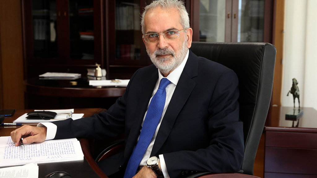 Ο Πρόεδρος του Ελεγκτικού Συνεδρίου, Ιωάννης Σαρμάς, αναλαμβάνει υπηρεσιακός Πρωθυπουργός