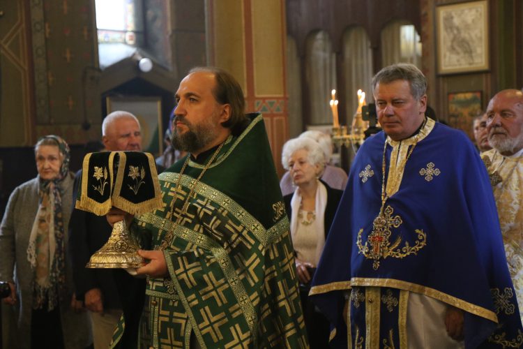 Настоятель Патриаршего Подворья архимандрит Вассиан принял участие в престольном празднике представительства Румынской Православной Церкви в Софии