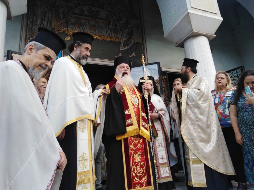 Άφατη συγκίνηση, για την εορτή του Αγίου Πνεύματος, στην Αγία Τριάδα Αμπελοκήπων