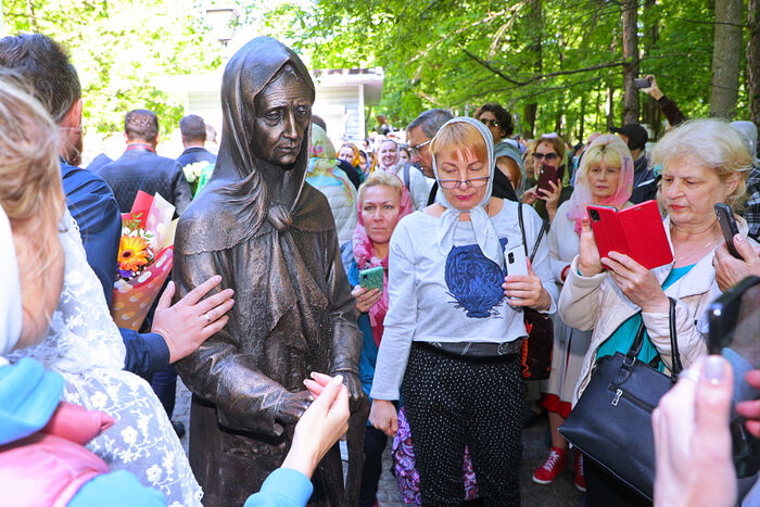 MONUMENT TO ST. KSENIA UNVEILED ON 35TH ANNIVERSARY OF CANONIZATION