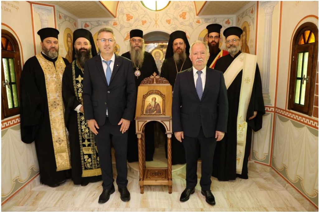 Новоизграденият православен храм в двора на Минно-геоложкия университет беше тържествено осветен