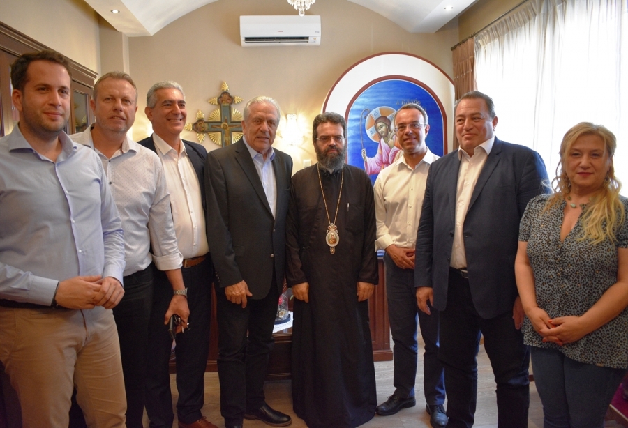 Ο Δημήτριος Αβραμόπουλος και ο Χρήστος Σταικούρας επισκέφθηκαν τον Μητροπολίτη Μαρωνείας