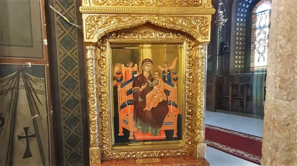 O familie din diaspora a donat Catedralei Patriarhale o copie a Icoanei Maicii Domnului Pantanassa