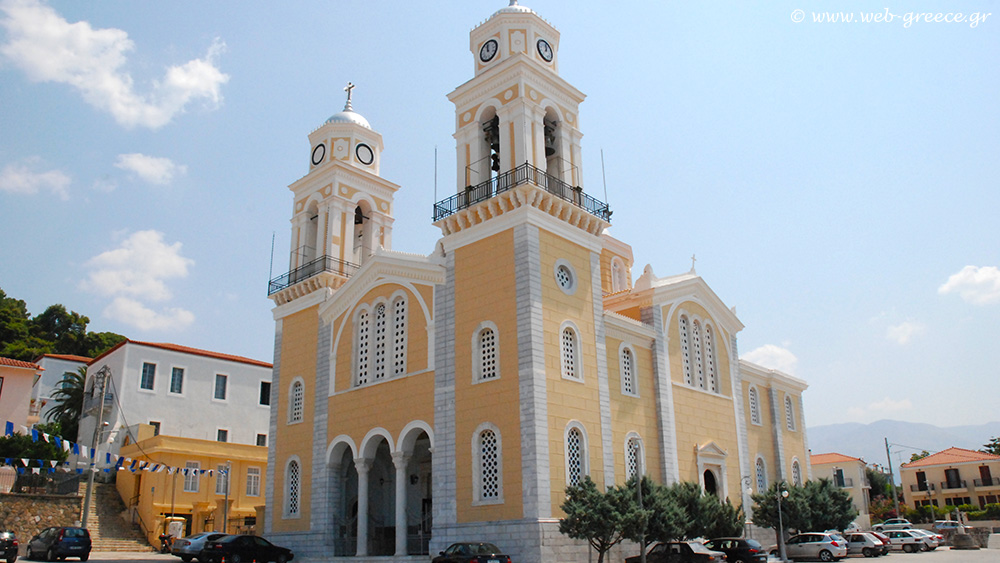 Η Ιερά Μητρόπολη Μεσσηνίας για το πολύνεκρο ναυάγιο στην Πύλο