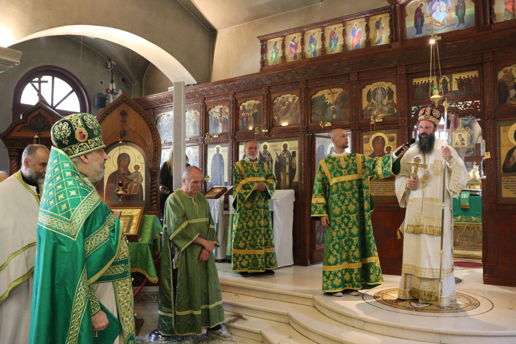Архиерейское богослужение совершено в престольный праздник подворья Русской Церкви в Белграде