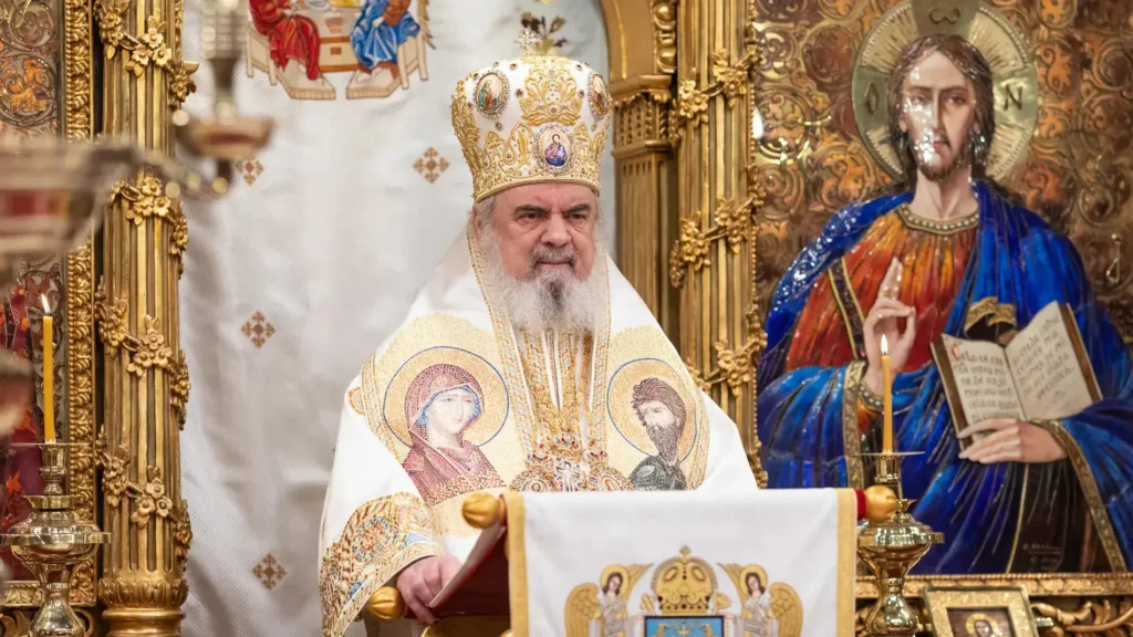 Patriarhul României: Prin Duminica Tuturor Sfinţilor înţelegem mai bine că vocaţia cea mai mare a omului este dobândirea sfinţeniei