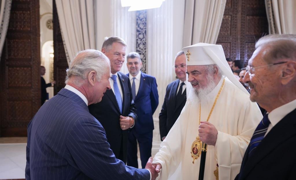 Ρουμανία: Ο Πατριάρχης Δανιήλ στην υποδοχή του Βασιλιά Καρόλου Γ’ στο Προεδρικό Μέγαρο