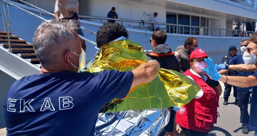 Μαραθώνια απολογία στην ανακρίτρια των 9 συλληφθέντων για το πολύνεκρο ναυάγιο στην Πύλο