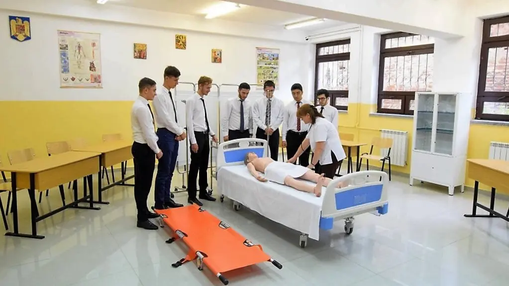 A fost publicat ordinul de acreditare pentru Școala Sanitară Postliceală a Seminarului Teologic București