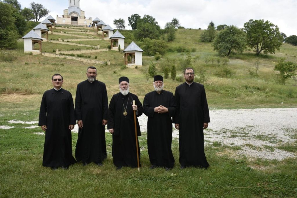 Vizite arhierești la parohii și mănăstiri din Eparhia Tulcii