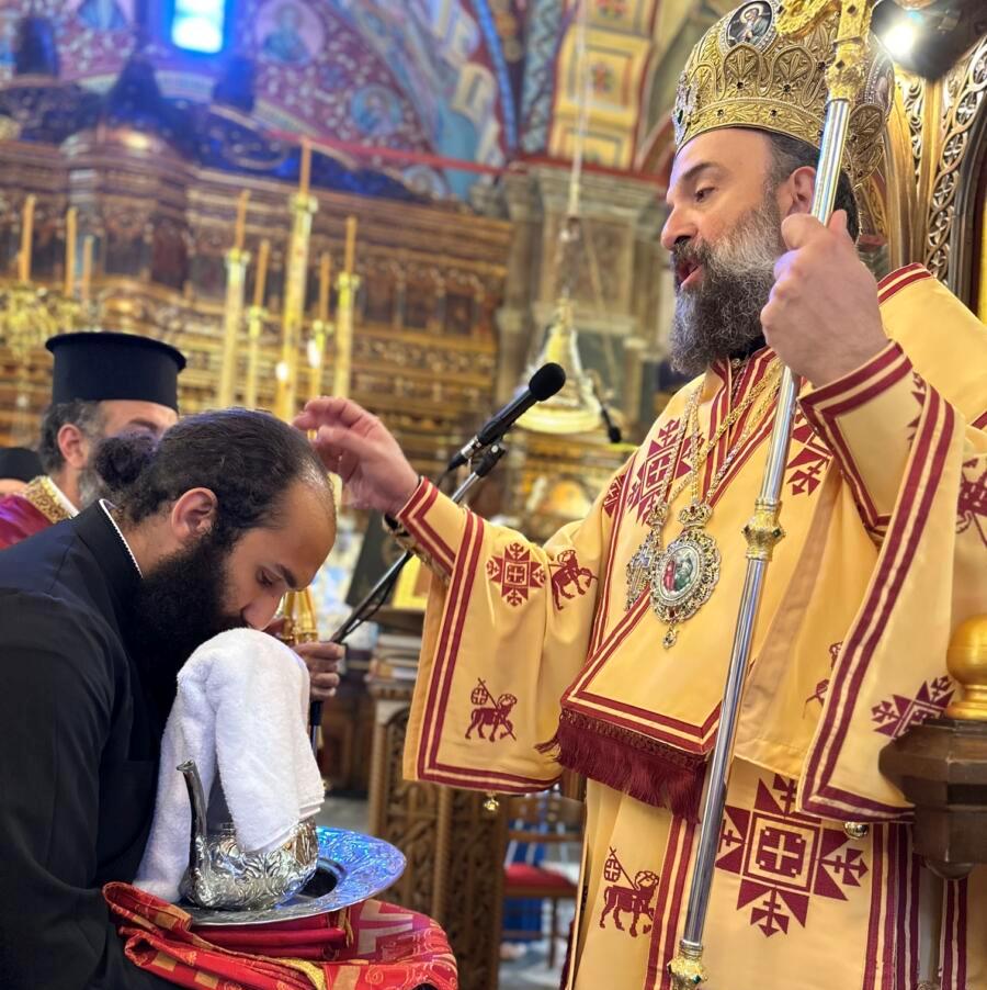 Νεός Ιεροδιάκονος στην Ιερά Μητρόπολη Θήρας